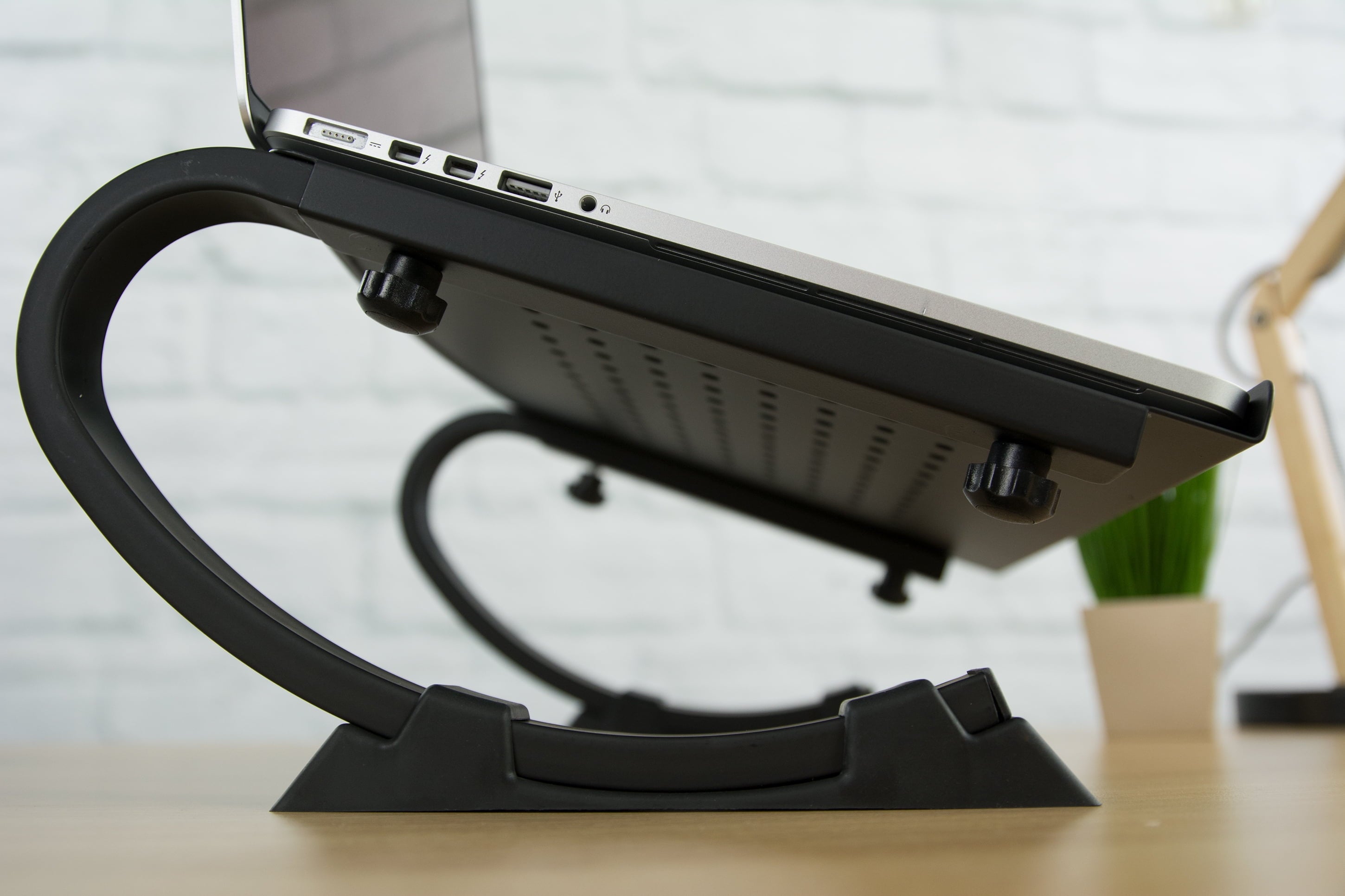 Black Fully Adjustable Laptop / Notebook & Monitor Stand (STAND-V001N) - Image 6